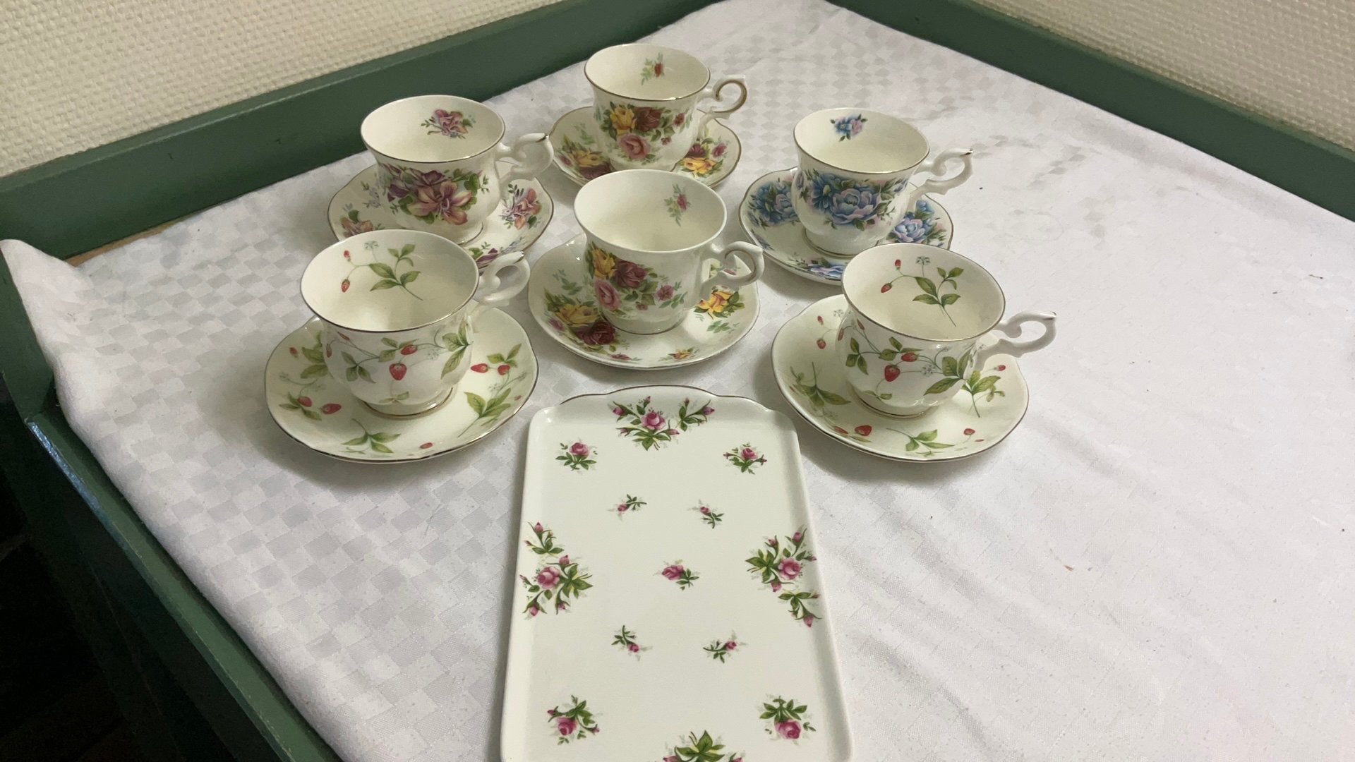 Royal Canterbury, engelse kopjes, cakeschaal, vintage, Ophalen of Verzenden