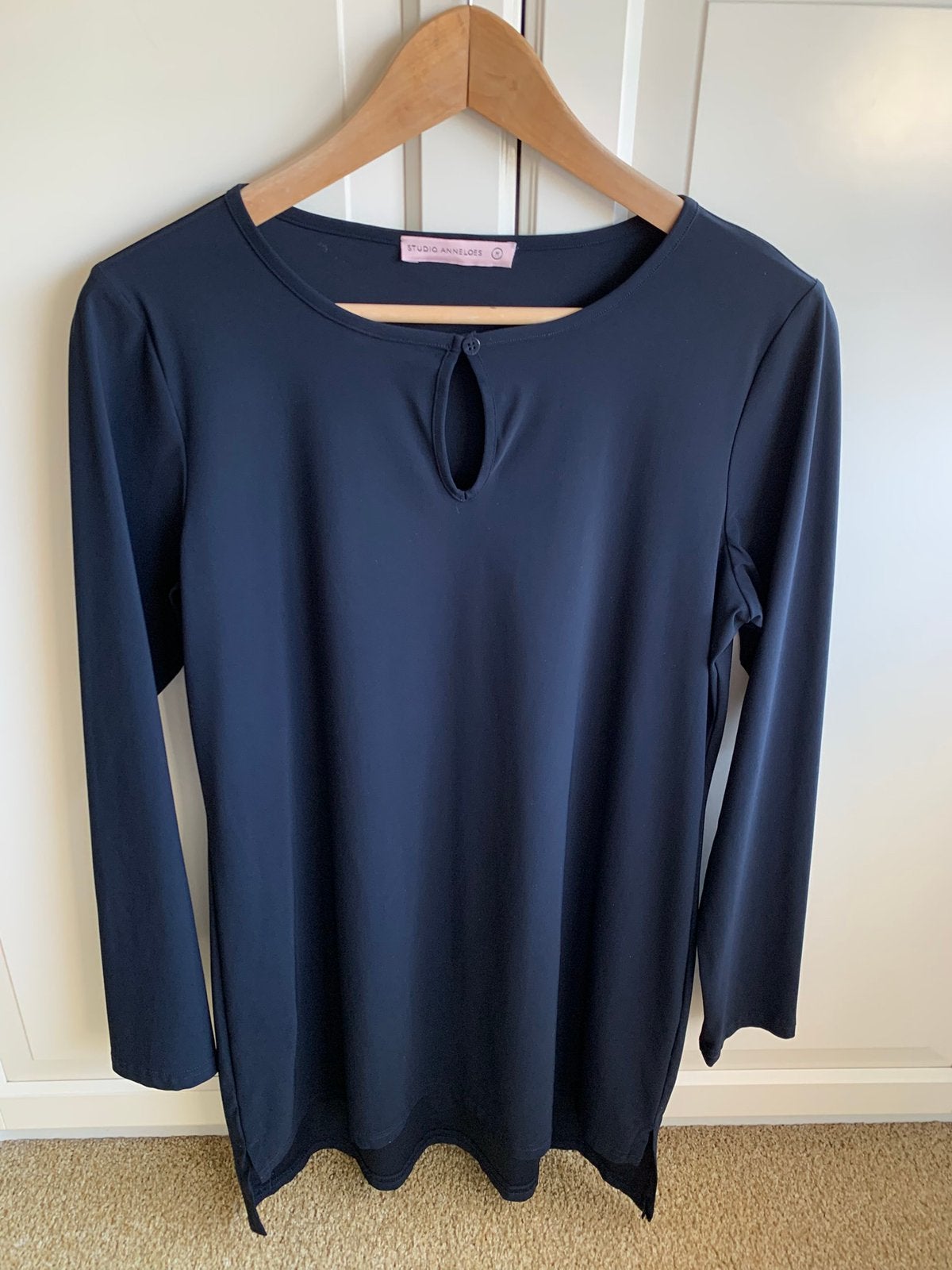 Studio Anneloes tuniek donkerblauw travelstof mt M izgs, Ophalen of Verzenden, Zo goed als nieuw, Maat 38/40 (M), Blauw