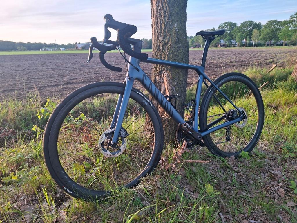 Canyon Endurace CF SLX Ultegra Di2 + Powermeter, Zo goed als nieuw, Meer dan 20 versnellingen, Schijfrem, 53 tot 57 cm