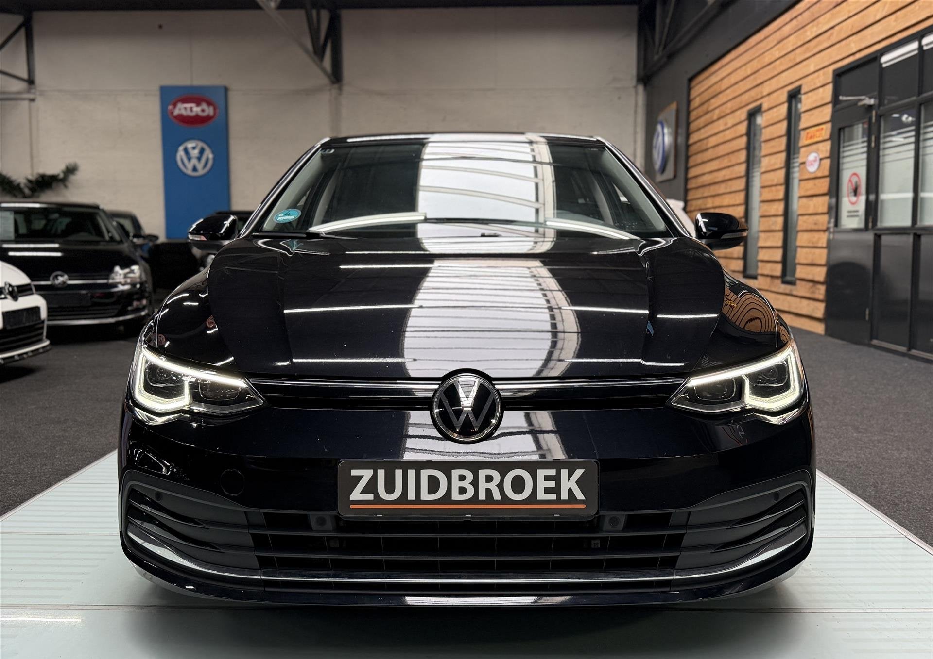 Foto 2 van Volkswagen Golf 1.5 TSI Style | Memory | IQ Light | 5-Drs