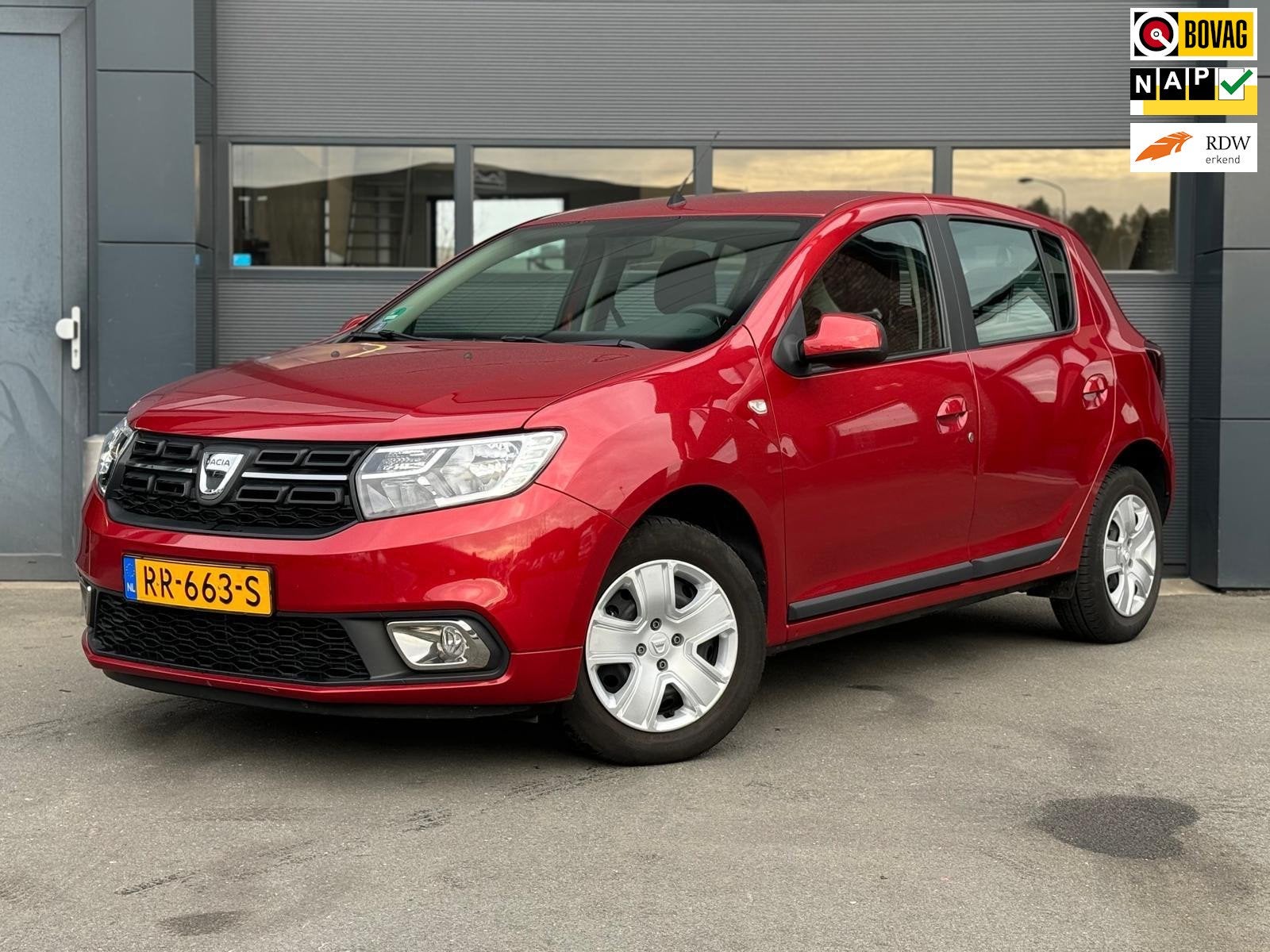 Dacia Sandero 0.9 TCe Laureate 90pk Easy-r S&S 2018 Rood, Auto's, Dacia, 898 cc, Euro 6, 525 kg, Origineel Nederlands
