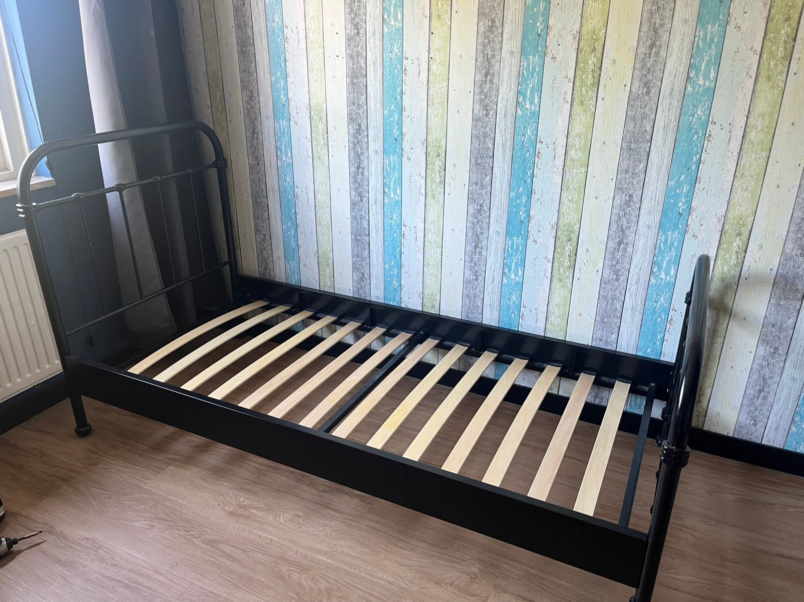 Jongensbed 90x200, Ophalen, 90 cm, Eenpersoons, Wit