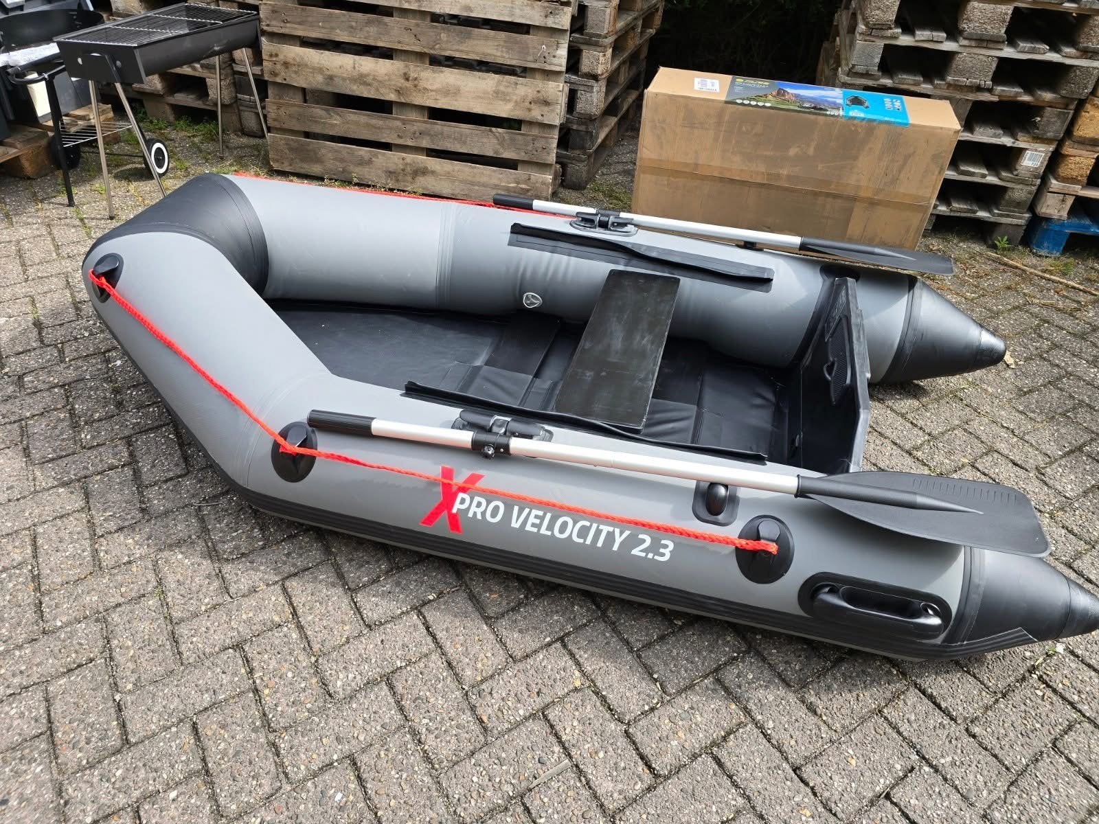 XPRO Velocity 2.3 Voer- en Uitvaarboot voor Karpervissers, Watersport en Boten, Ophalen, Nieuw, Overige typen