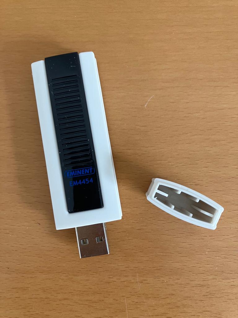 Eminent Wireless USB Adapter EM 4454, Ophalen of Verzenden, Gebruikt, Eminent, 128 GB