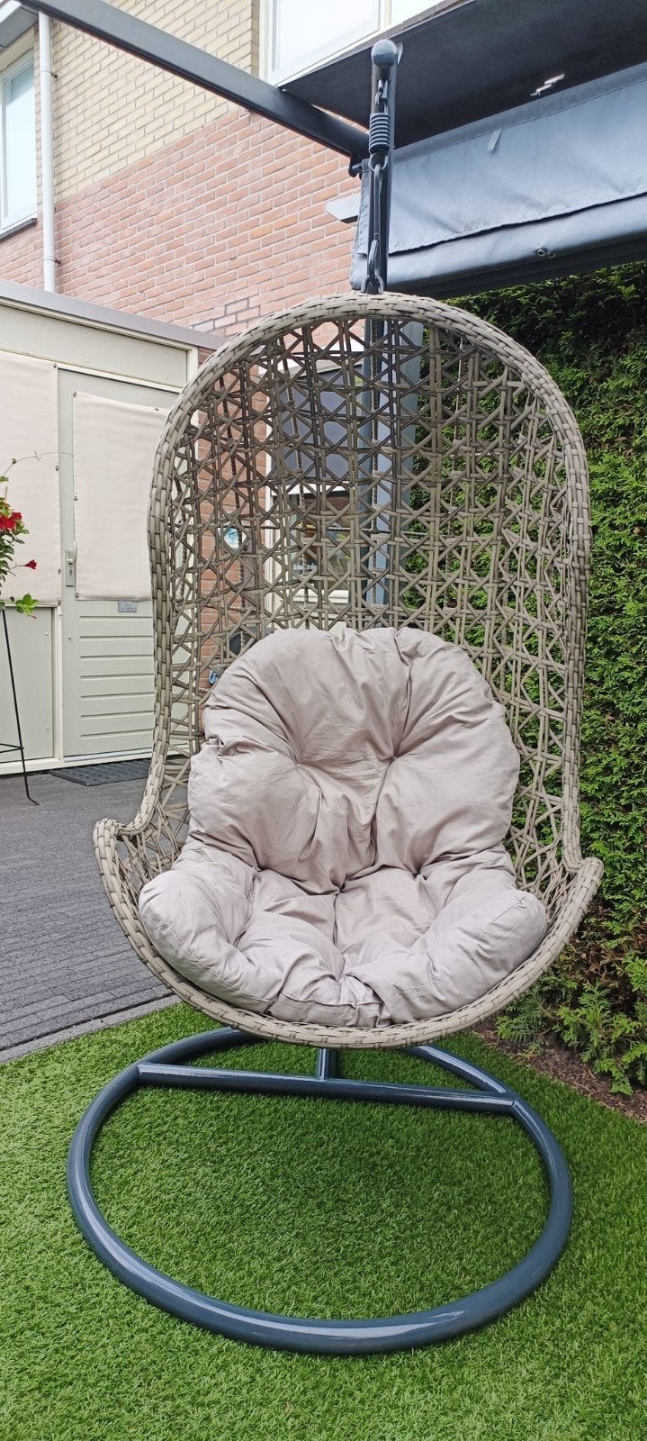 Hangstoel dubbel gevlochten, Ophalen, Rotan