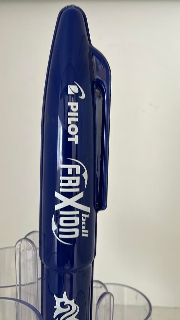 Pilot Frixion Pen Display met 3 Bekers, Ophalen of Verzenden, Zo goed als nieuw