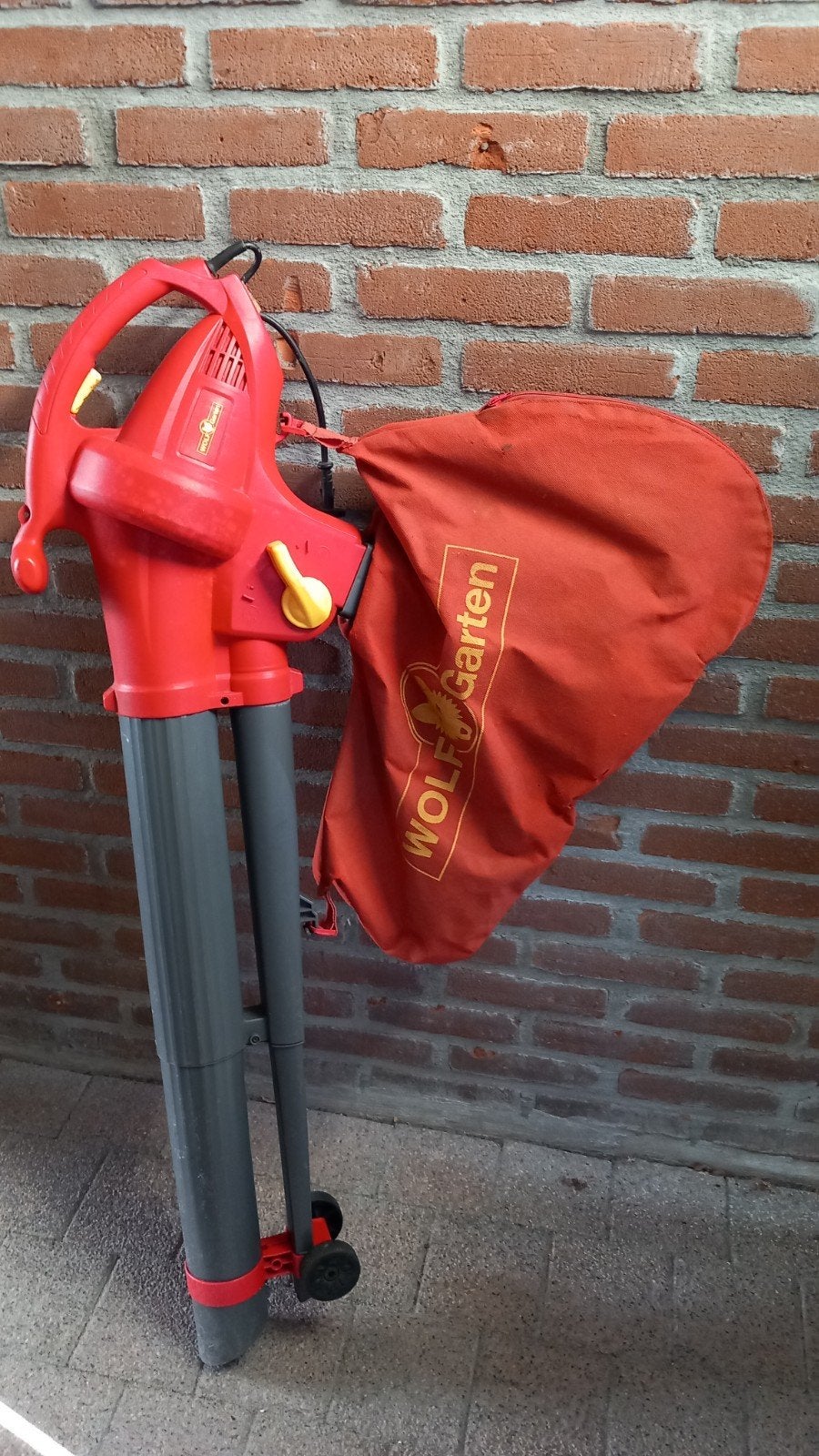 Wolf LBV 2600 E bladblazer/bladzuiger, Ophalen, Gebruikt, Elektrisch, Met opvangzak