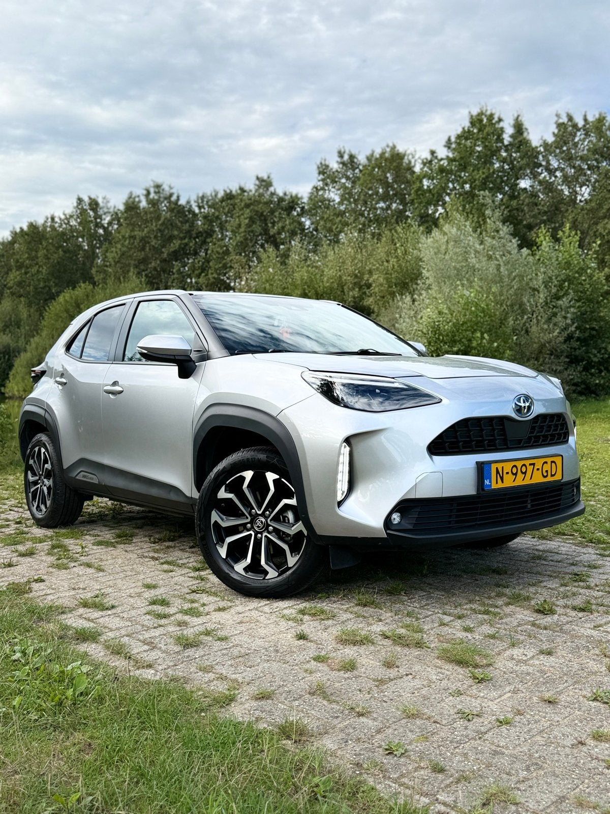 Toyota Yaris Cross 1.5 Vvt-i Hybrid 116pk CVT 2022 Grijs, 750 kg, 4 cilinders, 49 €/maand, Bedrijf