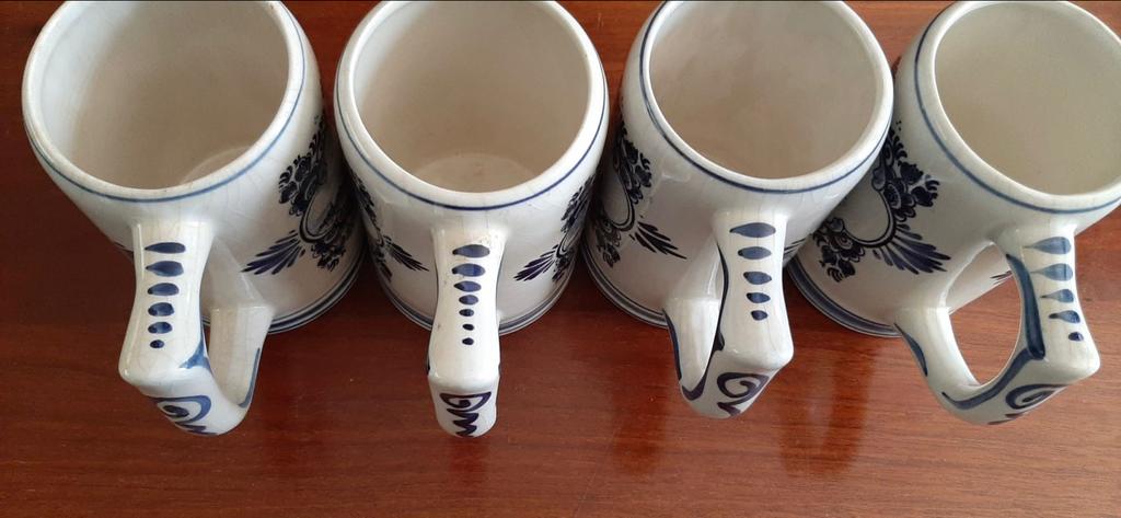 Set van 4 Delfts Blauwe Bierpullen - Handgeschilderd, Ophalen of Verzenden