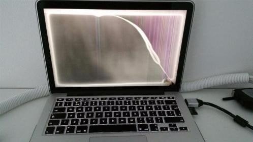 Gezocht kapotte MacBook, Computers en Software, MacBook Pro, 13 inch, Ophalen of Verzenden, Onbekend