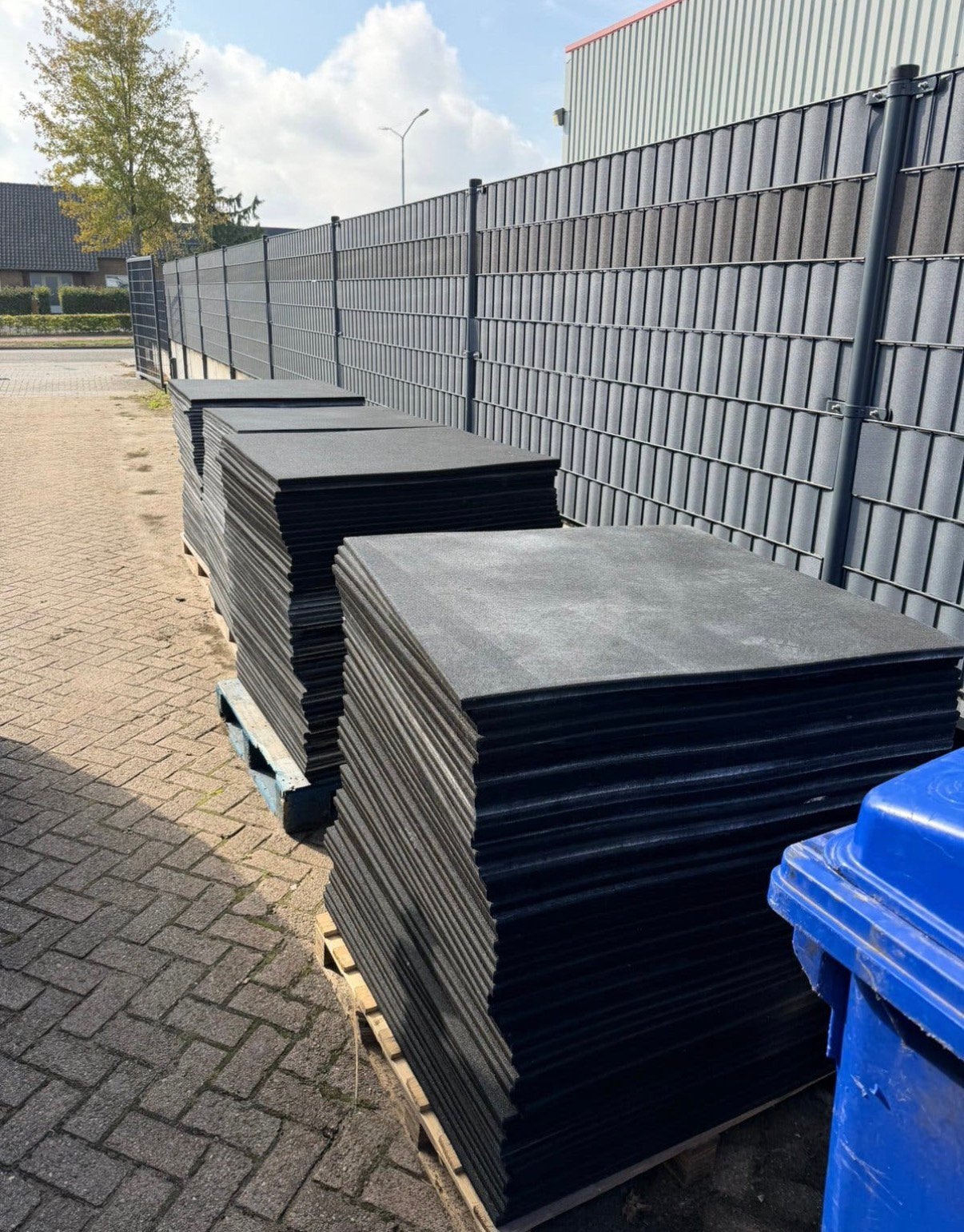 Rubberen Tegels 1m x 1m ,2cm Dikte, Ophalen, Gebruikt, Fitnessmat