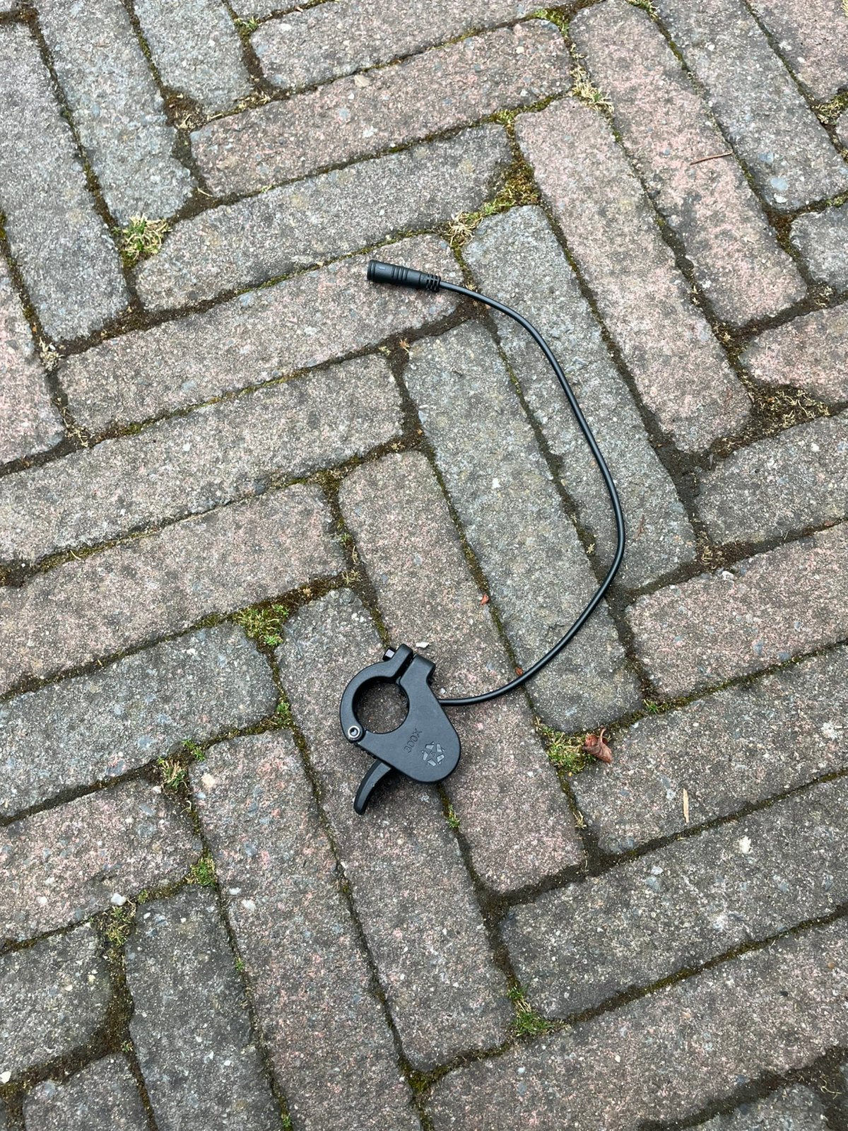 Duim gashendel 3 pin, Ophalen
