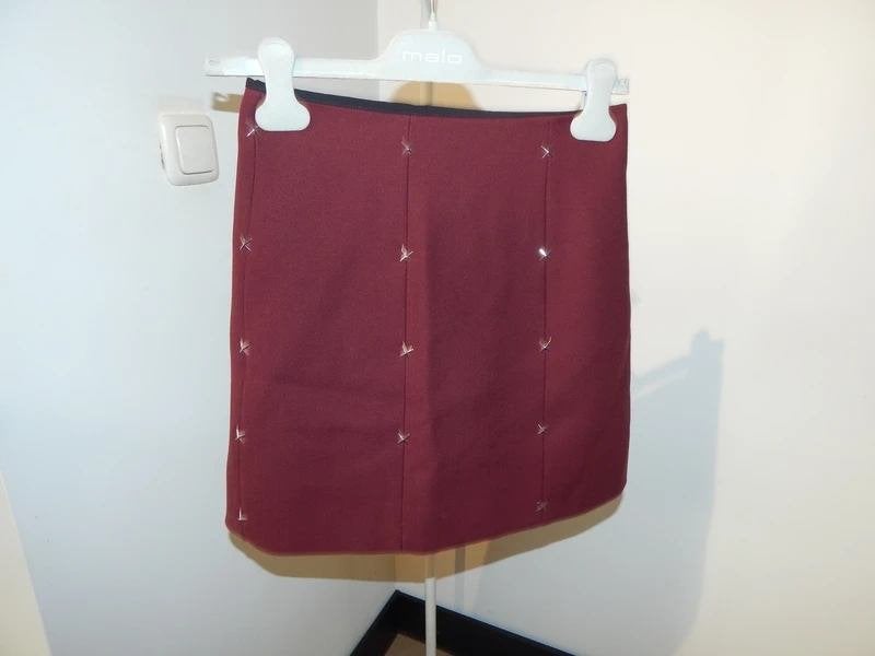 Mugler bordeaux rode rok zilveren hardware sterretjes F36, Kleding | Dames, Rokken, Verzenden, Zo goed als nieuw, Maat 34 (XS) of kleiner