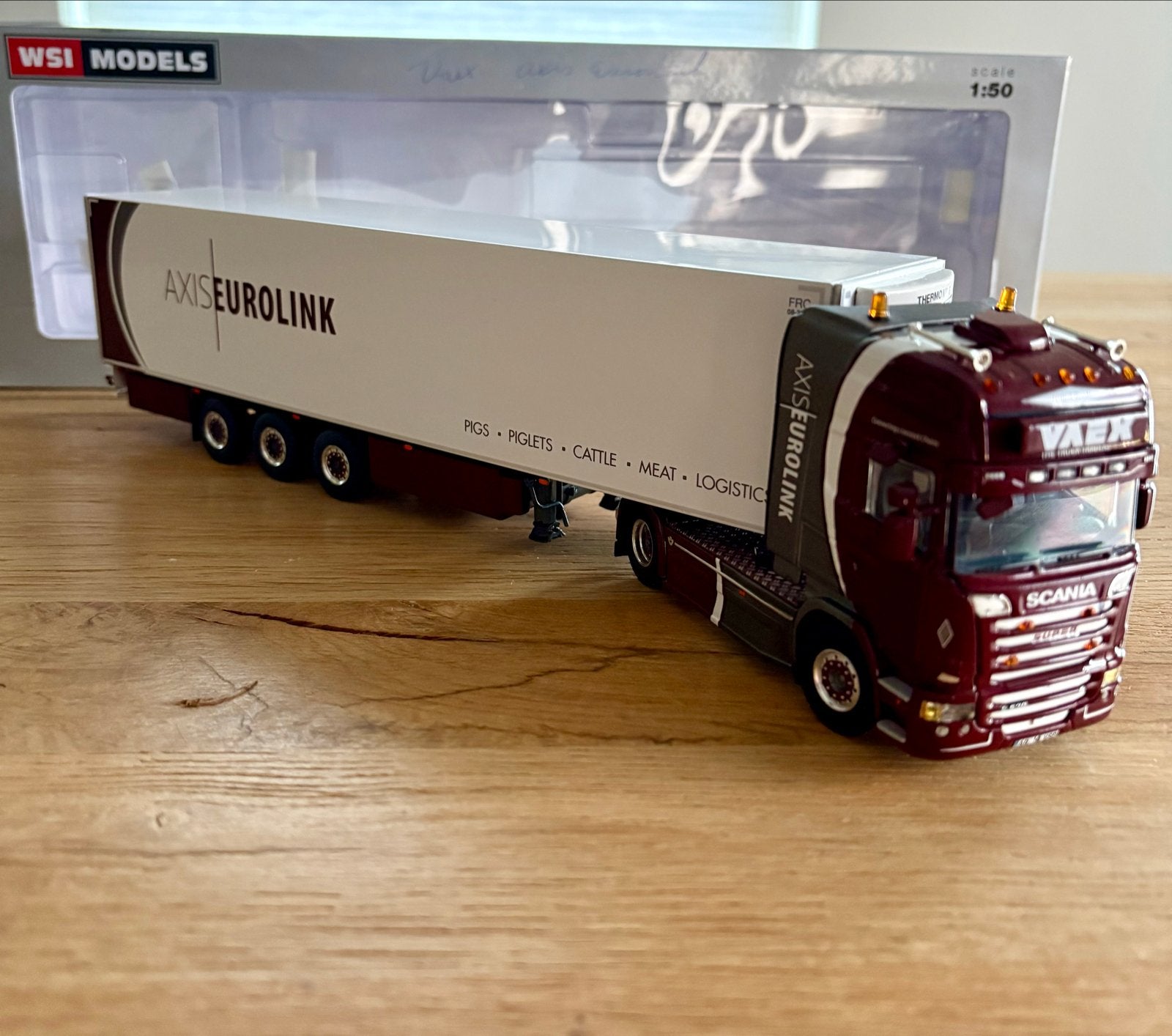 WSI Scania S520 V8 Vaex met Schmitz koeltrailer, Ophalen of Verzenden, Nieuw, Bus of Vrachtwagen, Overige merken