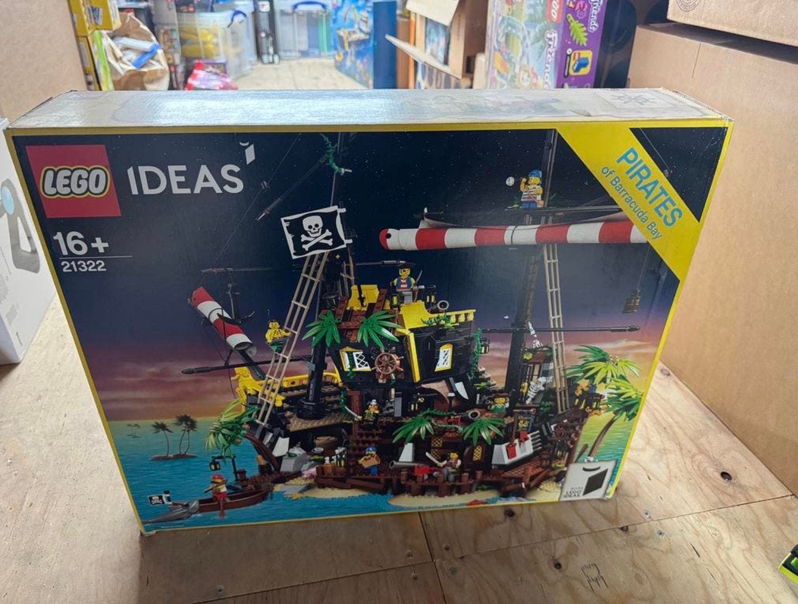 Lego 21322 lege doos, Kinderen en Baby's, Speelgoed | Duplo en Lego, Ophalen, Zo goed als nieuw