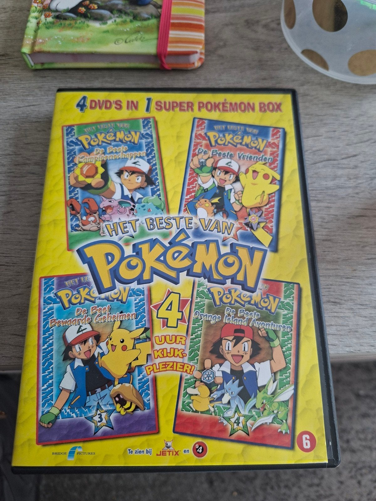 Pokémon: Het Beste Van - 4 DVD's in 1 Super Box, Cd's en Dvd's, Gebruikt, Animatie, Verzamelbox, Vanaf 6 jaar