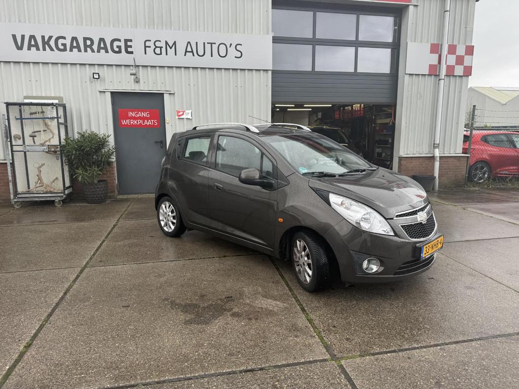 Chevrolet Spark 1.0 16V LS Bi-Fuel, Auto's, Chevrolet, Euro 5, 4 cilinders, Bruin, Origineel Nederlands