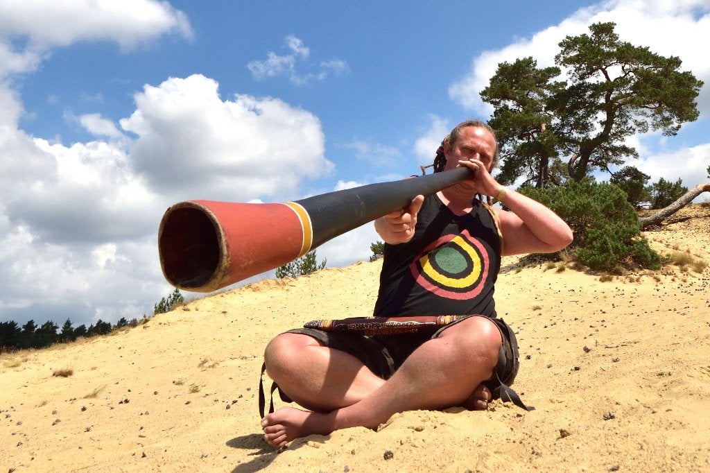 MT-Yidaki: didgeridoo les, optredens, verkoop en workshops, Band