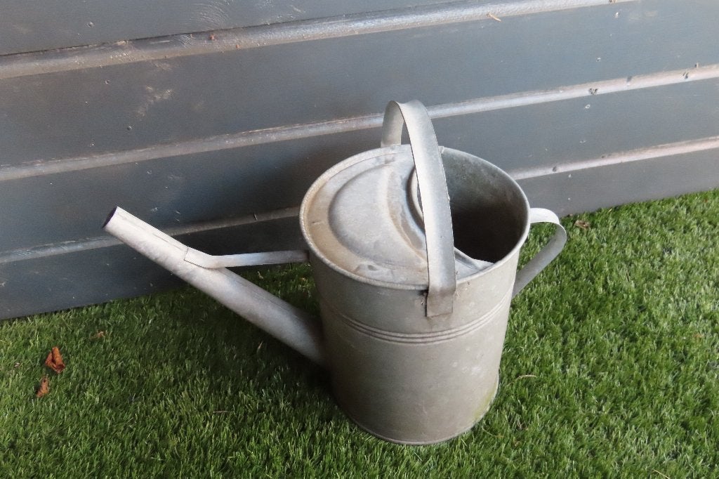 Oude zinken gieter - decoratief of als plantenbak (LEK), Ophalen