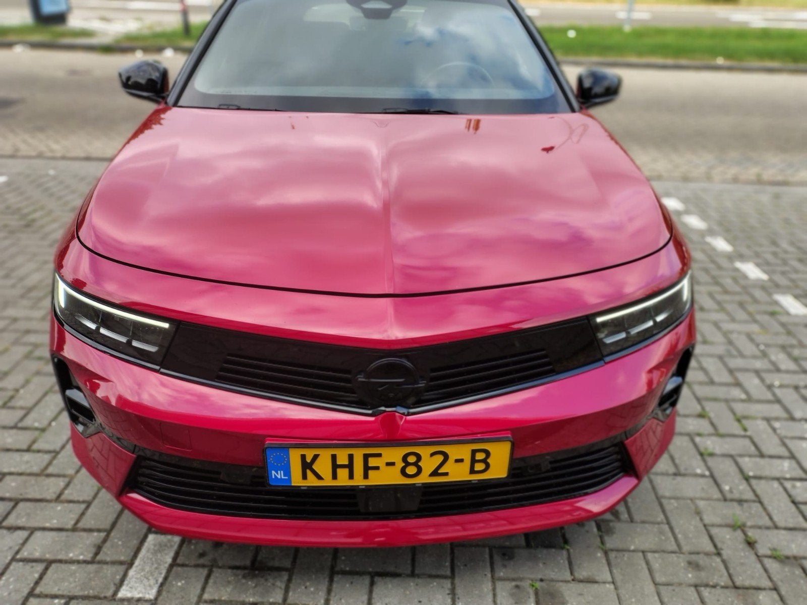 Opel Astra 1.6 Hybrid 180pk Aut 2022 Rood, 1578 kg, 4 cilinders, Plug-in hybride, Dealer onderhouden