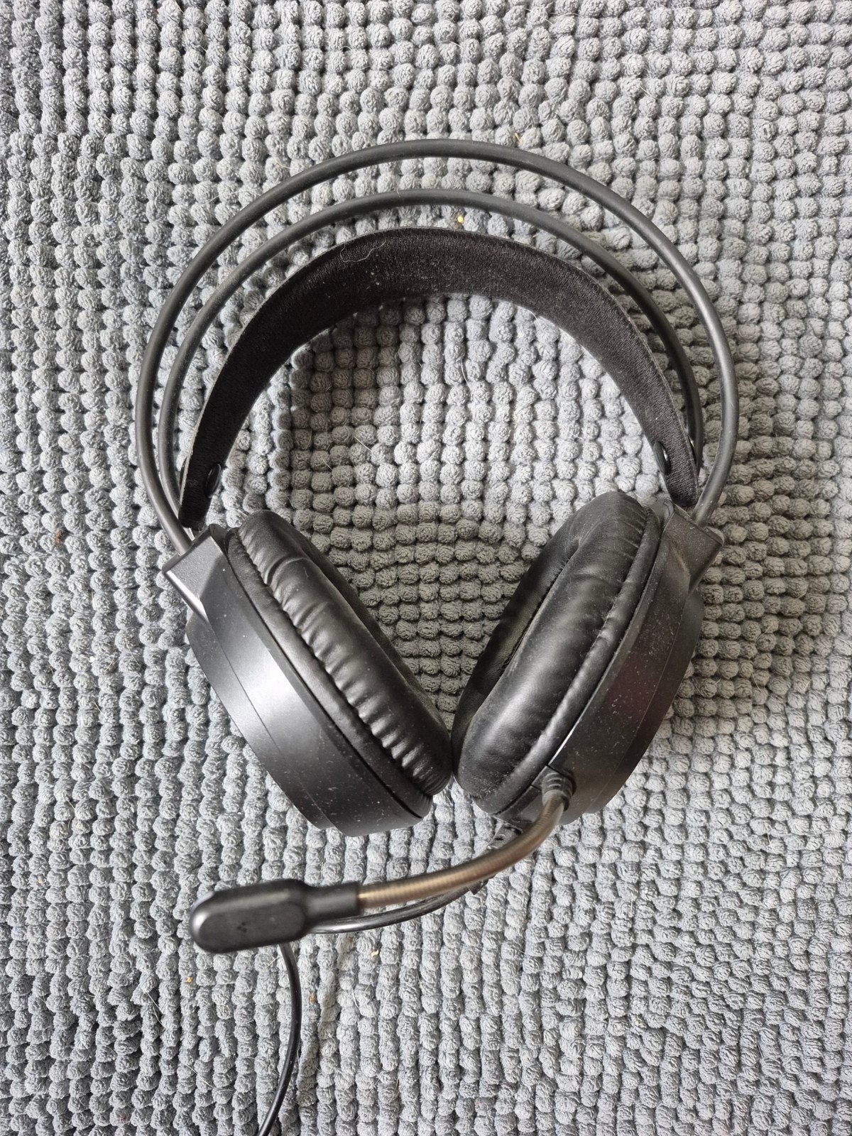 Denver Gaming Headset - RGB Verlichting en Microfoon, Overige merken, Ophalen of Verzenden, Zo goed als nieuw, Over-ear