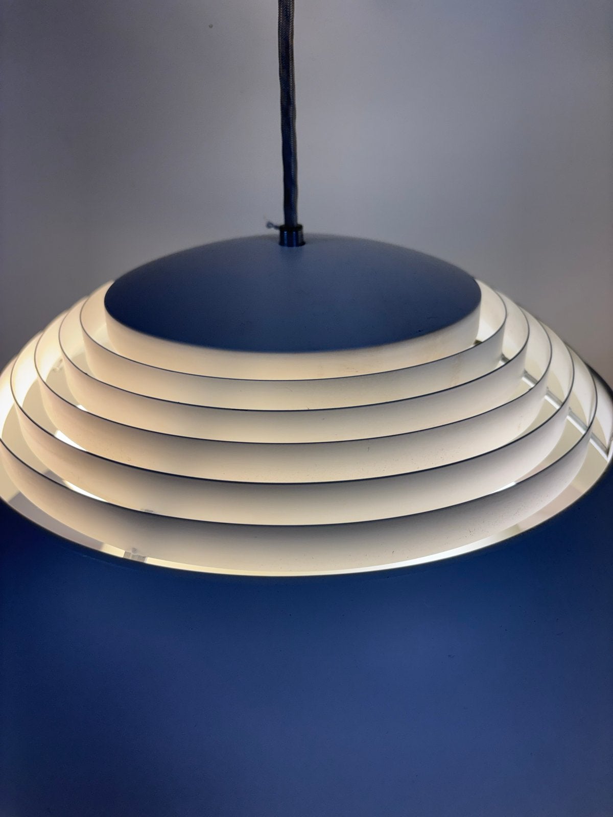 Louis Poulsen AJ Royal 50 hanglamp - wit grijzig, Ophalen of Verzenden, Gebruikt, Metaal, E27 (groot)