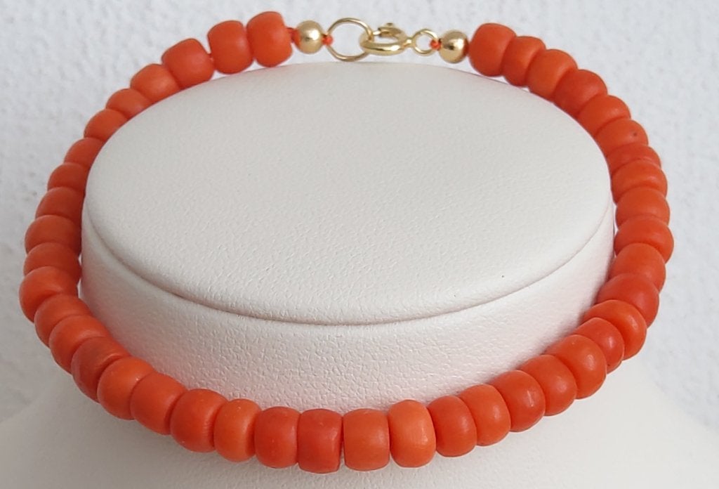 Bloedkoraal armband met een 14 karaat gouden slot, Verzenden, Goud, Armband, Met edelsteen