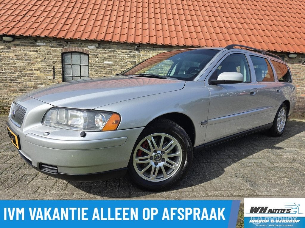 Volvo V70 2.4 Edition II Car play | Automaat | camera, Auto's, Volvo, 1498 kg, 2435 cc, Euro 4, 84 €/maand