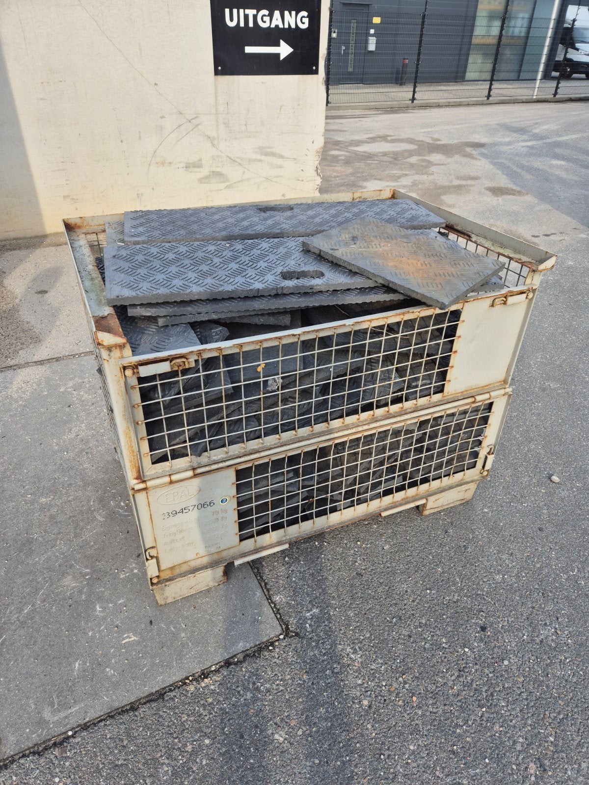 Gitterbox met kunststof rijplaten van 2cm dik, Ophalen of Verzenden, Gebruikt