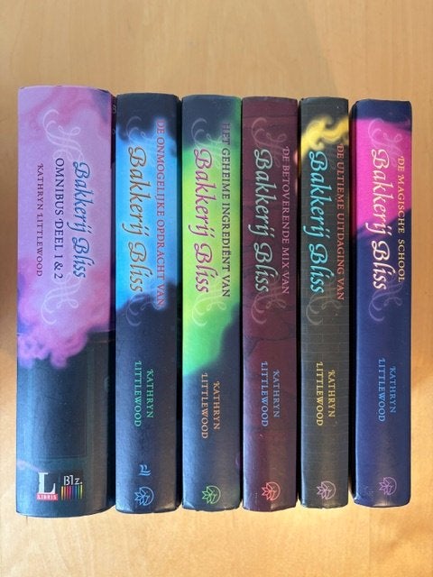 Bakkerij Bliss, Kathryn Littlewood 7 delen (6 boeken), Boeken, Ophalen of Verzenden, Zo goed als nieuw, Fictie, Kathryn Littlewood