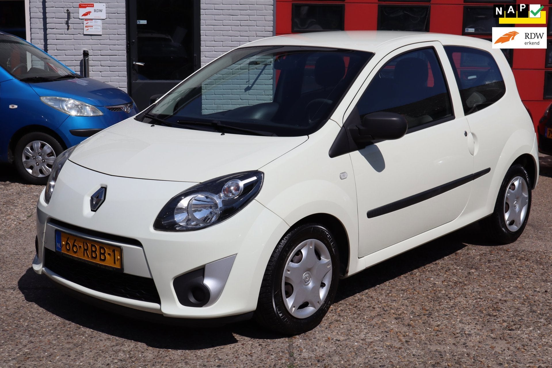 Renault Twingo 1.2-16V Authentique , AIRCO , ELEK PAKKET, Twingo, Gebruikt, 4 cilinders, 4 stoelen