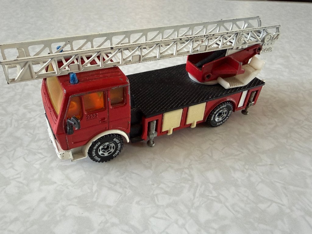 Siku 2819, Mercedes Brandweer, Ophalen of Verzenden, Gebruikt, Bus of Vrachtwagen, SIKU