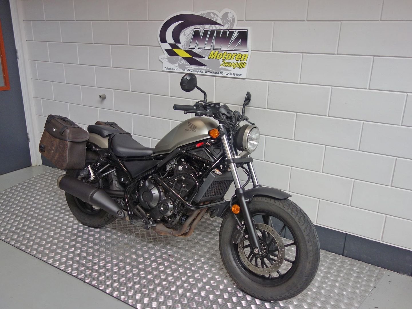 HONDA CMX 500 REBEL, 2 cilinders, HONDA, Bedrijf, Onbekend