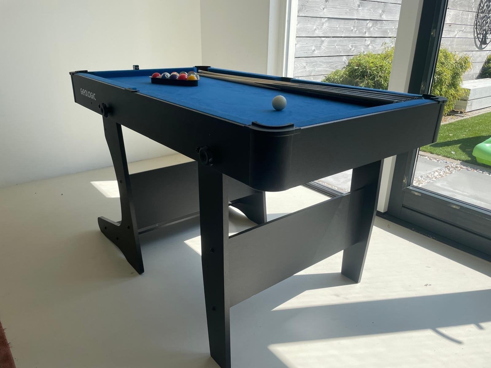 Opvouwbare Pooltafel met Accessoires - Zo goed als nieuw, Ophalen, Zo goed als nieuw, Pooltafel