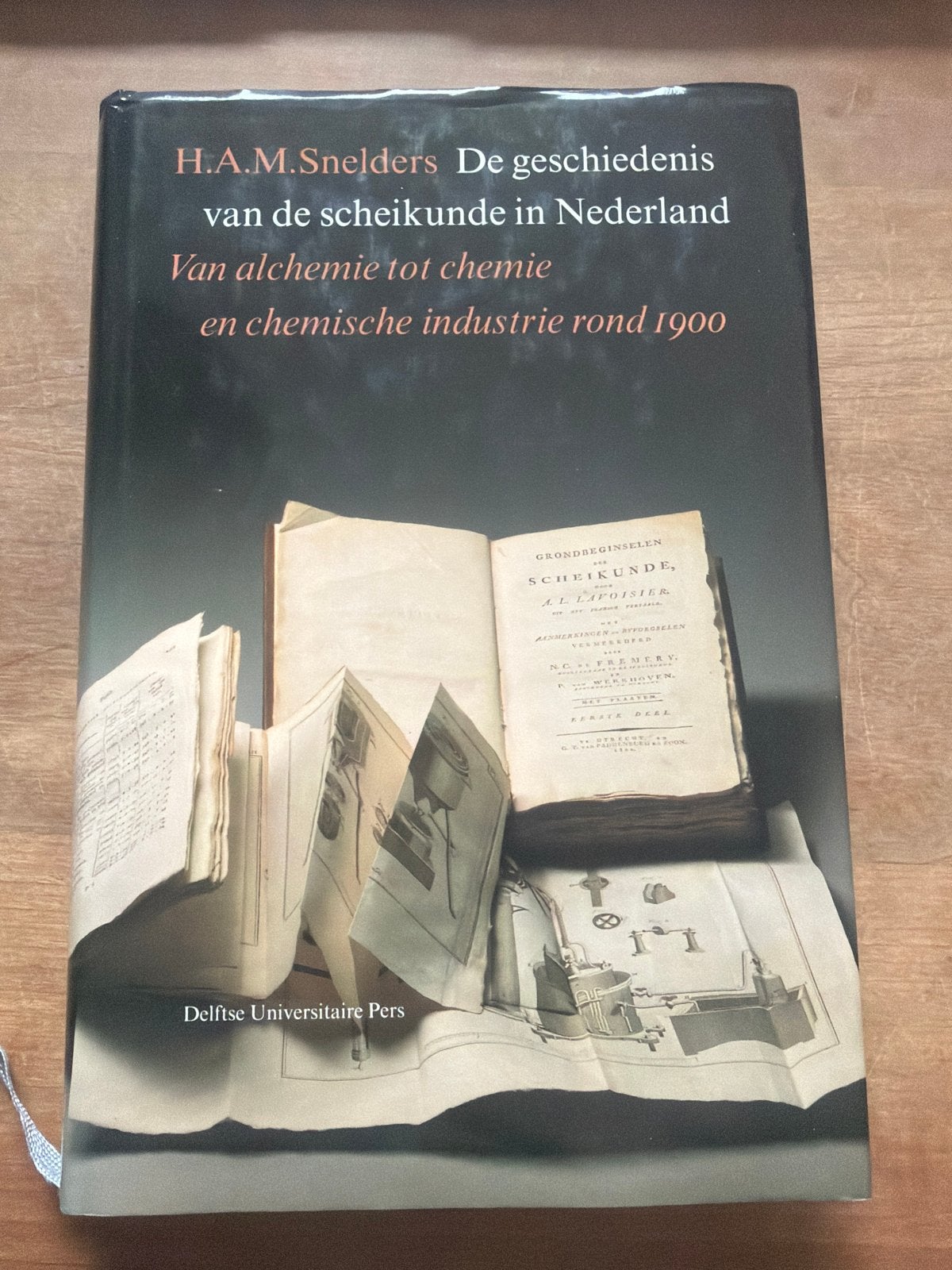 Geschiedenis van de scheikunde in Nederland, Ophalen of Verzenden, Zo goed als nieuw, Natuurwetenschap