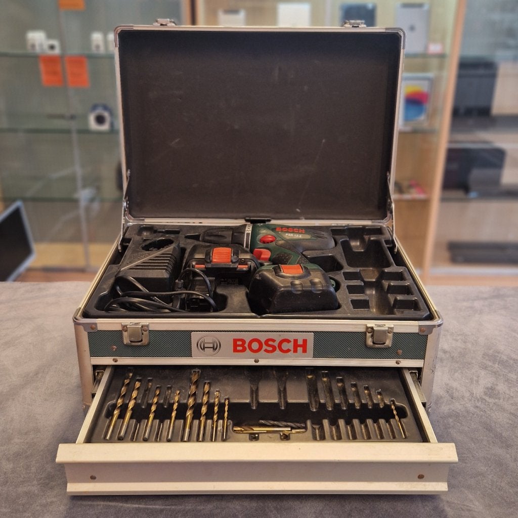 Bosch PSR 12-2 Boormachine Set + Extra Accu + Boortjes - In, Bosch, Gebruikt, Support@bosch.com, Robert Bosch GmbH
Robert-Bosch-Platz 1
70839 Gerlingen-SchillerhÃ¶he
Germany