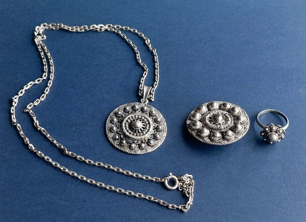 3-delige Zilveren Zeeuwse Knop Set, Antiek en Kunst, Antiek | Goud en Zilver, Ophalen of Verzenden, Zilver