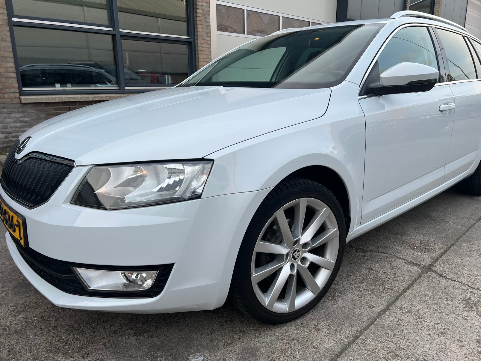 Skoda Octavia 1.6 TDI 81KW Greenline Combi 2017 Wit, Auto's, Skoda, Particulier, Octavia, Diesel, C, Hatchback, Handgeschakeld