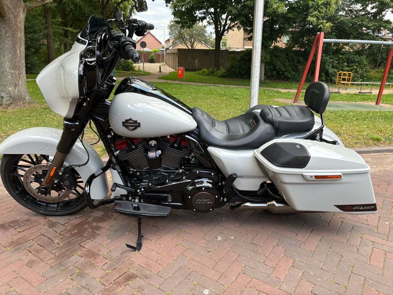 Harley-Davidson Cvo Street Glide, Motoren, 2 cilinders, Particulier, Meer dan 35 kW, Toermotor