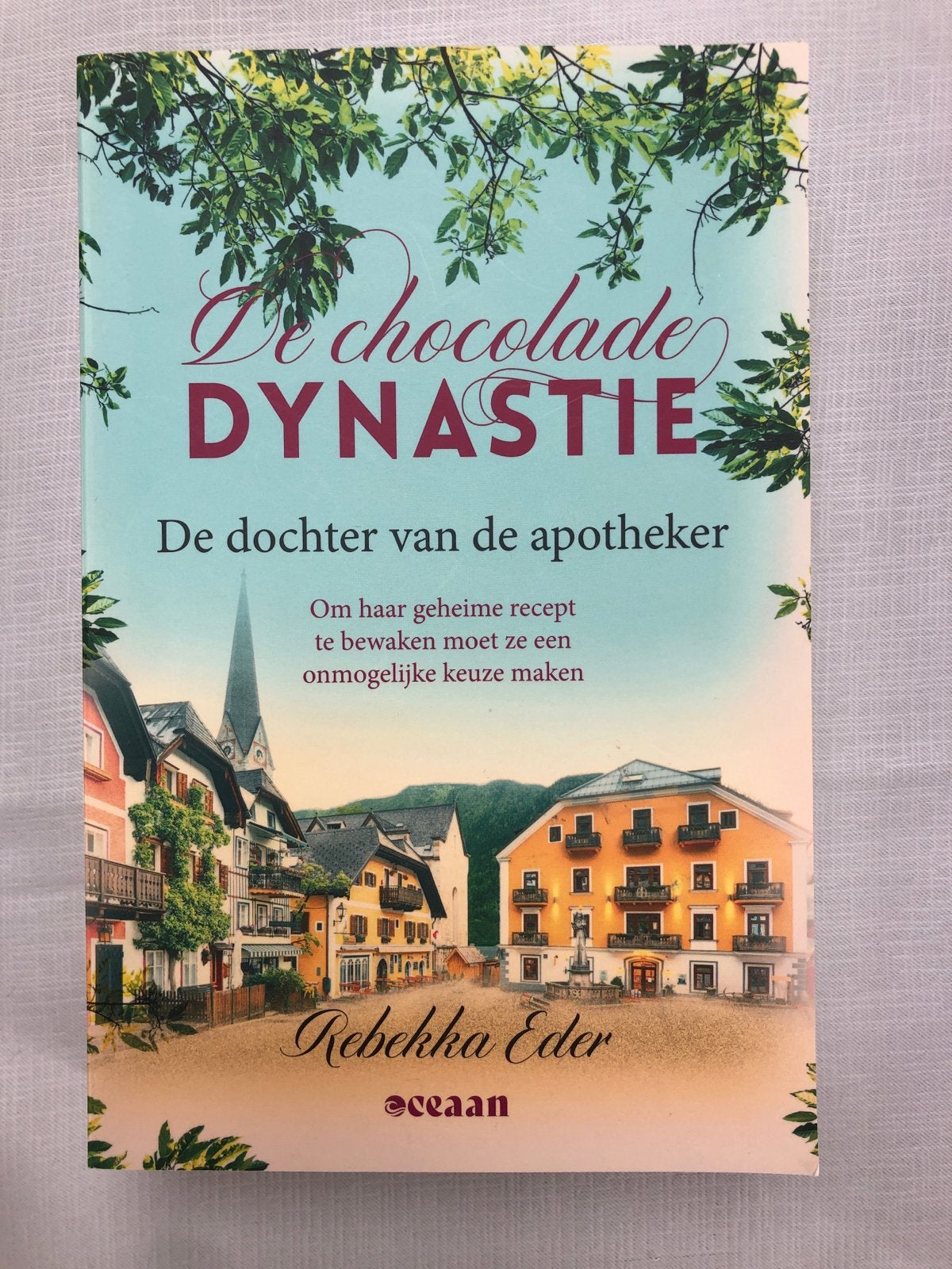 De Chocolade Dynastie: De dochter van de apotheker, Ophalen of Verzenden, Zo goed als nieuw, Nederland