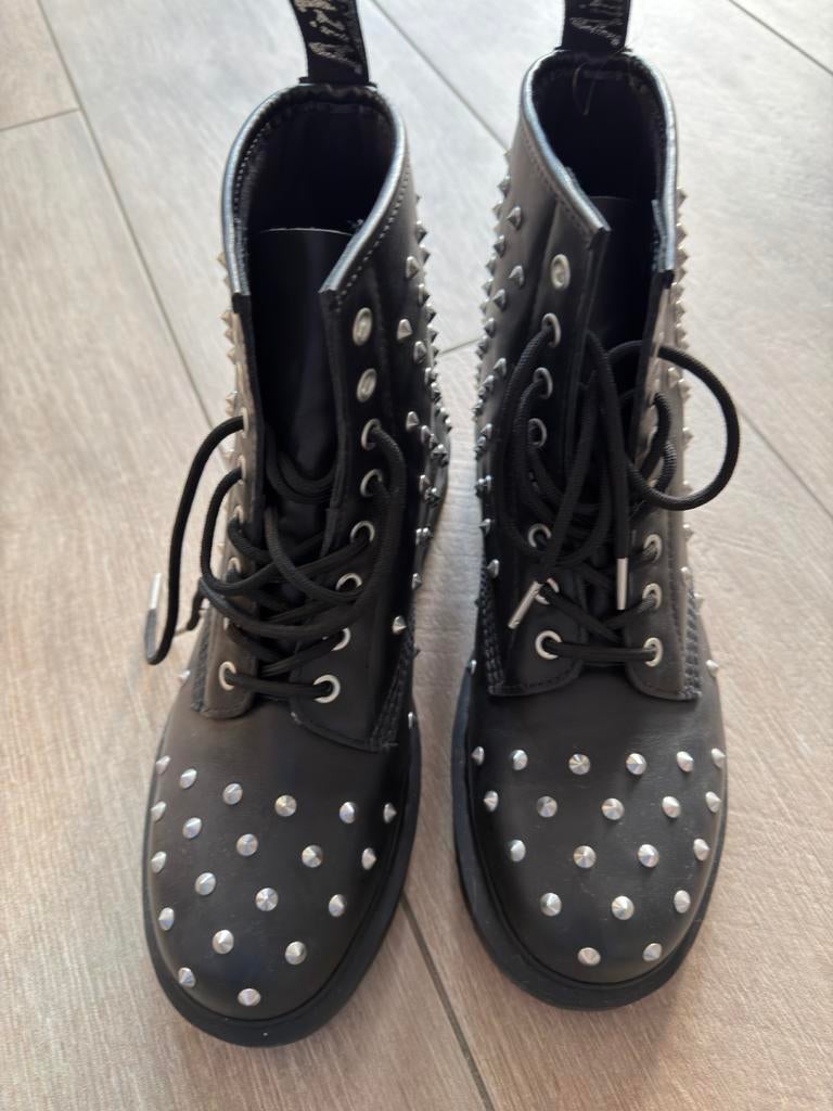 Dr Martens maat 41 - Als nieuw, Ophalen of Verzenden, Zo goed als nieuw, Zwart, Lage of Enkellaarzen