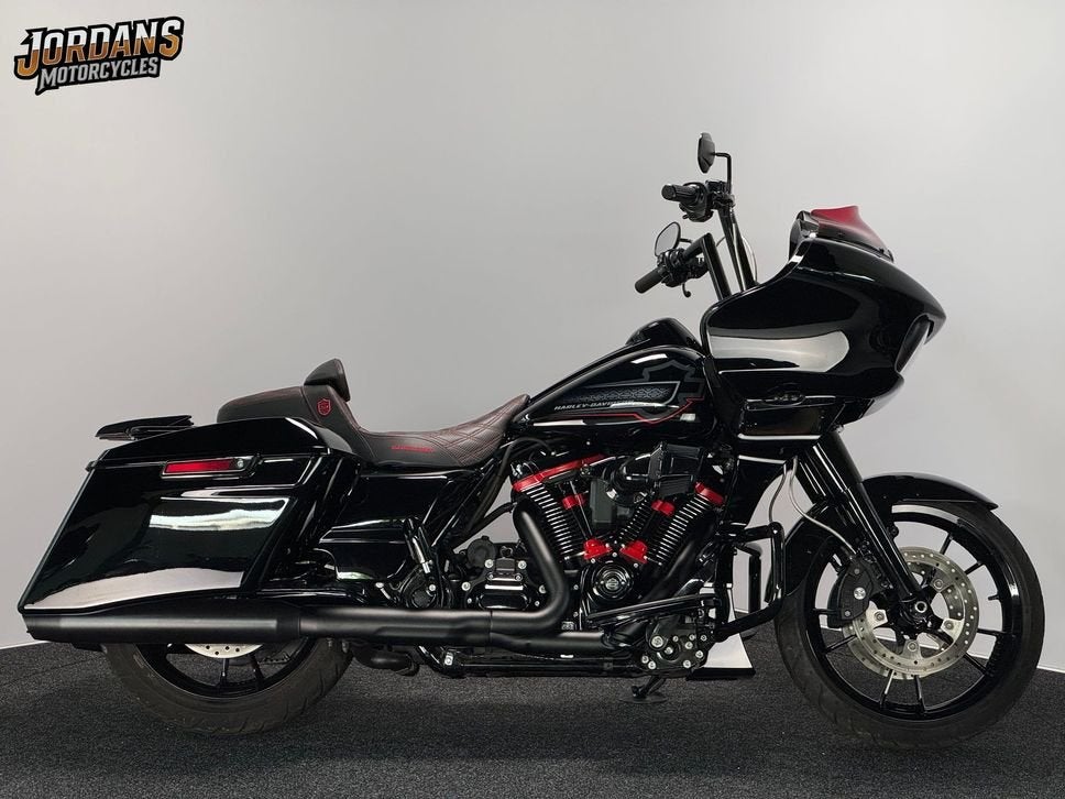HARLEY-DAVIDSON ROAD GLIDE (bj 2023), HARLEY-DAVIDSON, Bedrijf, Onbekend, Toermotor