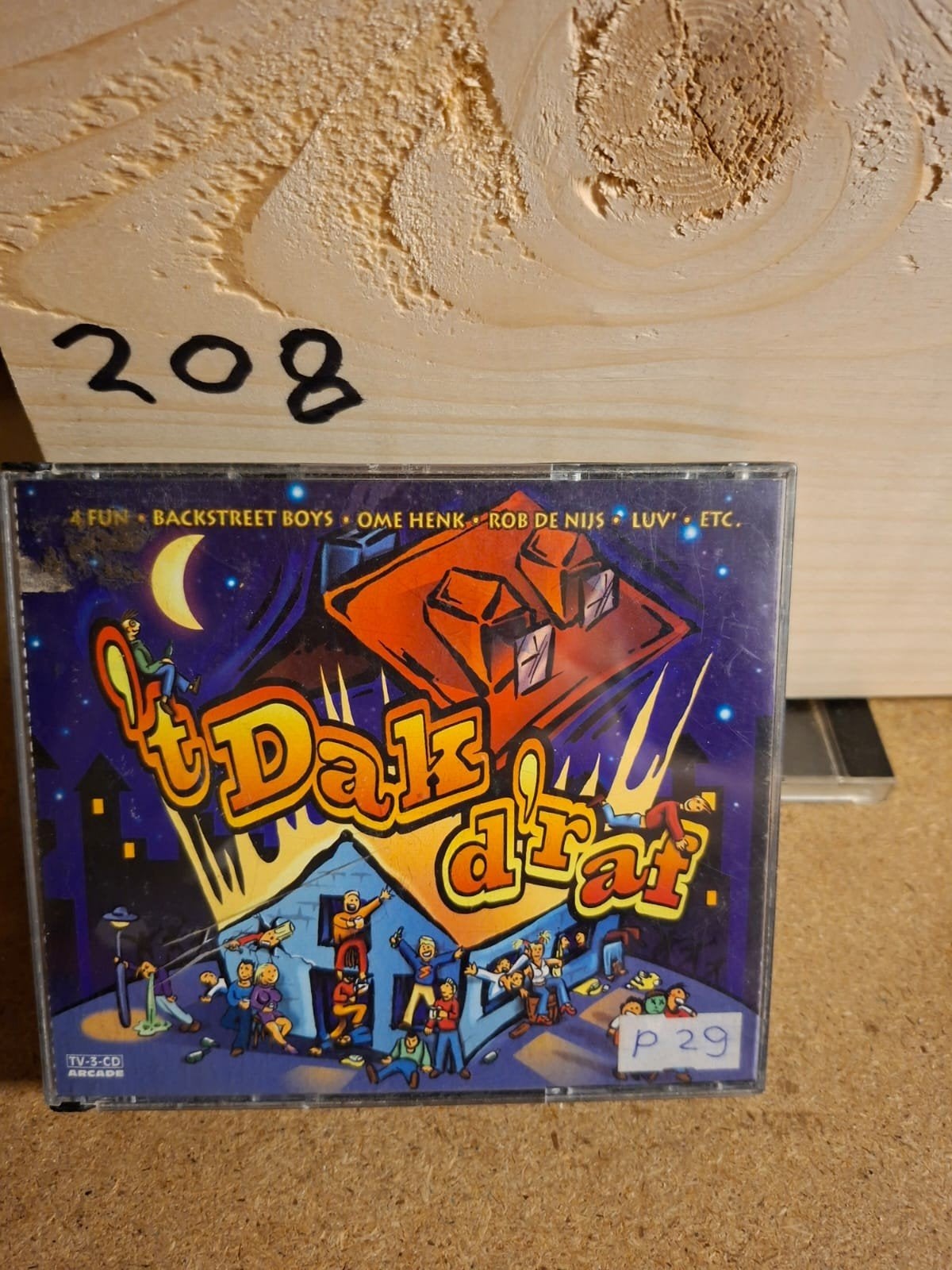 CD: Uit Dak d'r af - Diverse artiesten (Pop, Verzamelalbum), Cd's en Dvd's, Gebruikt, Pop, Ophalen of Verzenden, Verzamelalbum