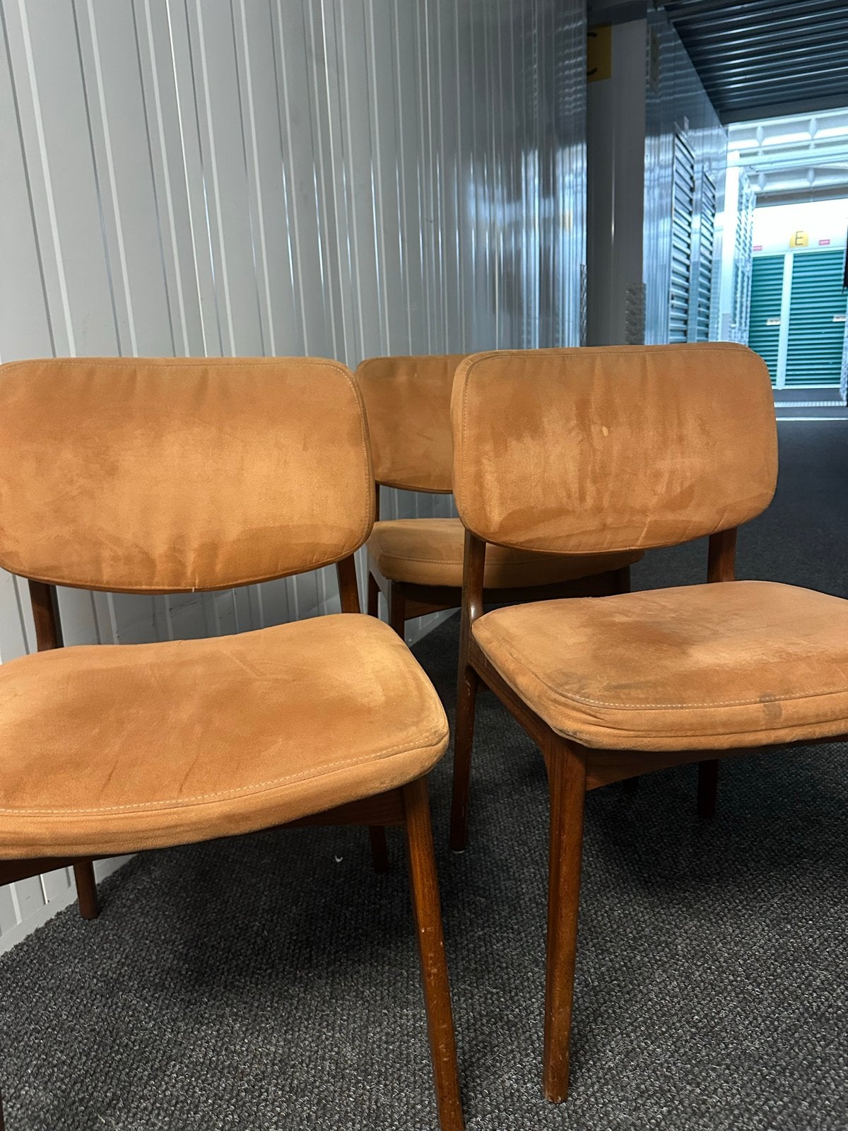 Set van 3 vintage eetkamerstoelen - Cognac bruin velours, Ophalen