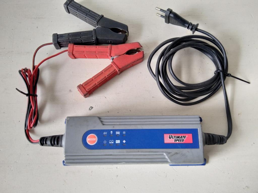 Ultimate speed lood accu lader 12V / 6V, Ophalen of Verzenden, Gebruikt