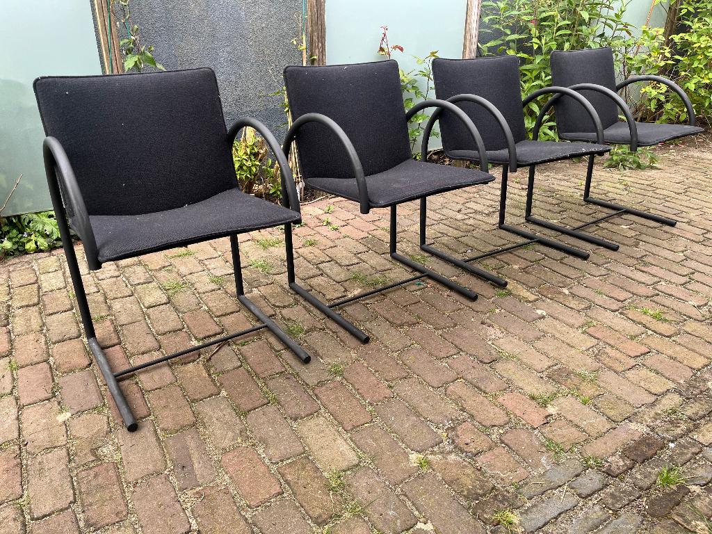 4 Eetkamerstoelen Cirkel Mazairac en Boonzaaijer Metaform, Ophalen, Gebruikt, Zwart, Vier