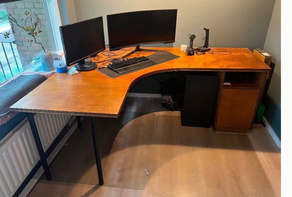 Bureau hout evt met led strip verlichting, Ophalen, Met lades, Hout, Hoekbureau
