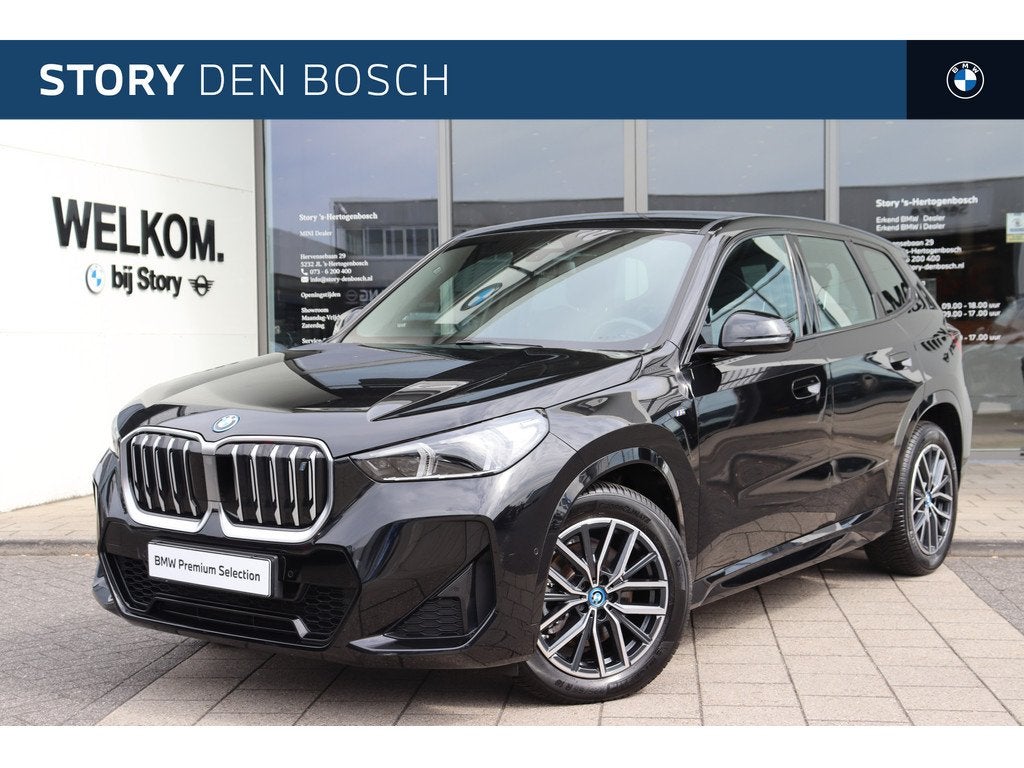 BMW iX1 xDrive30 M Sport / Sportstoelen / Comfort Access / A