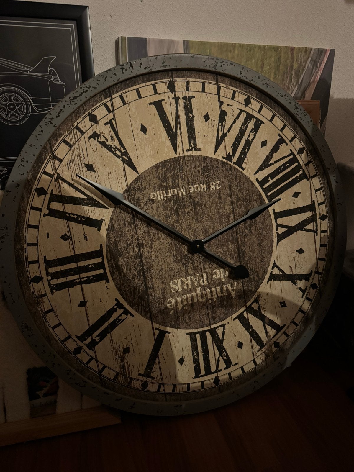 Grote wandklok met Romeinse cijfers - Vintage stijl, Huis en Inrichting, Wandklok, Vintage, Analoog, Werkt op batterijen