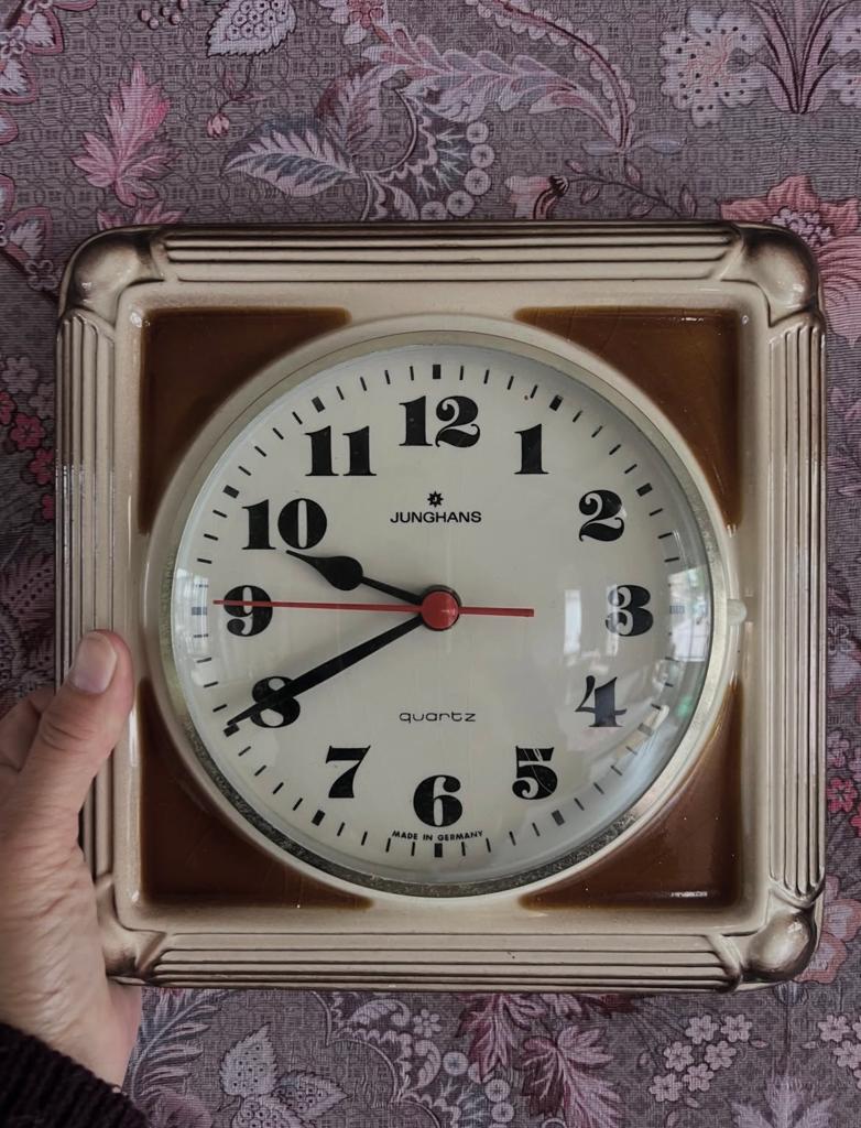 Retro Junghans wandklok, Antiek en Kunst, Antiek | Klokken, Ophalen of Verzenden